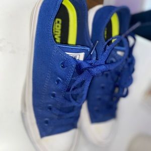 royal blue converse
